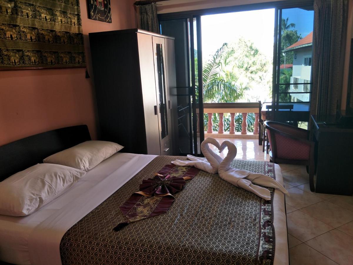 Thalassa Nai Harn Экстерьер фото